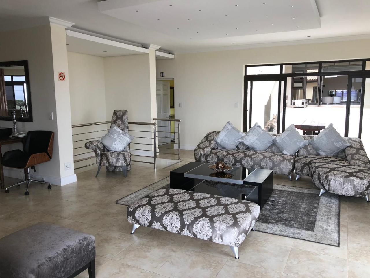 Coral Beach Bed & Breakfast 이스트런던 외부 사진